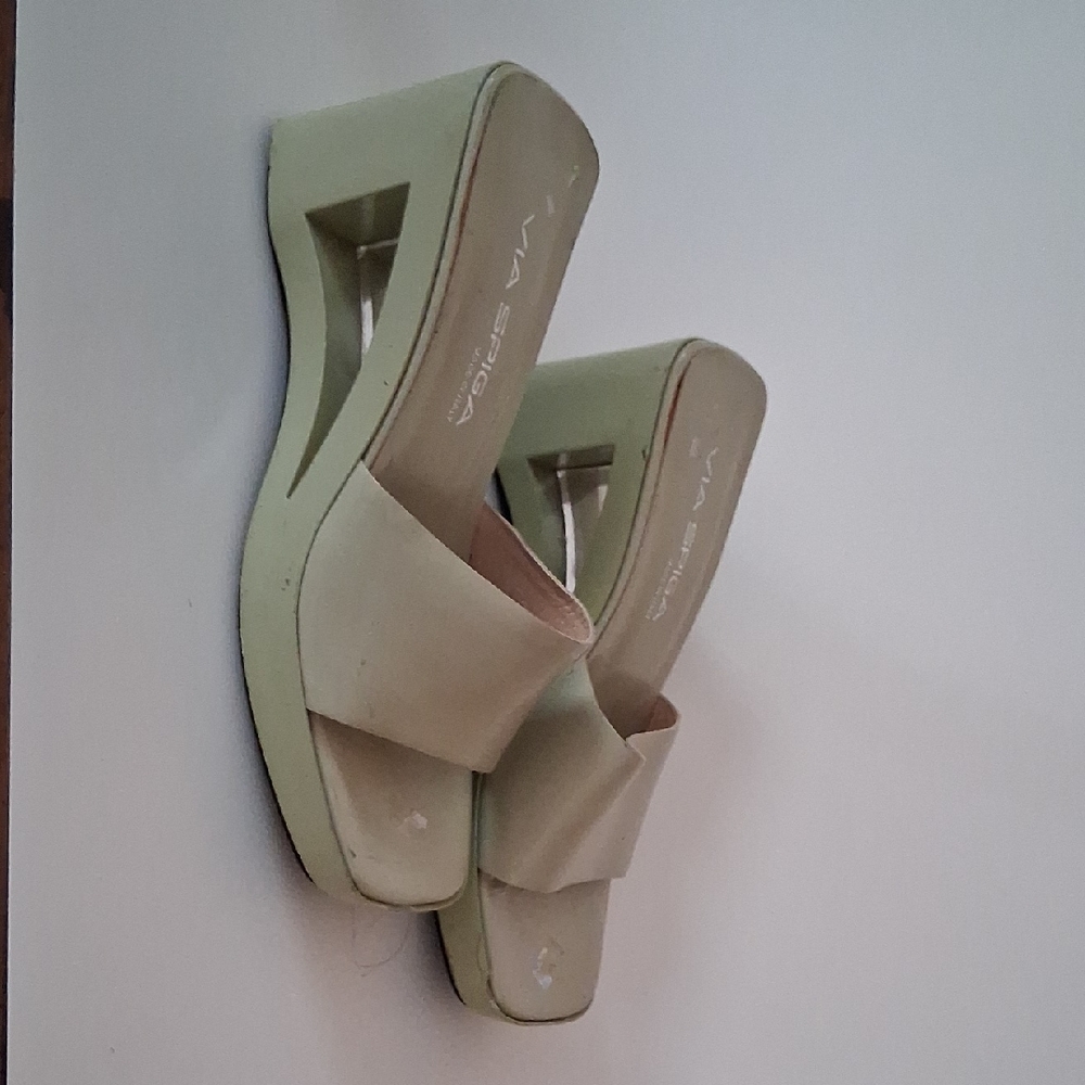 Via Spiga Women's Light Green Mules
